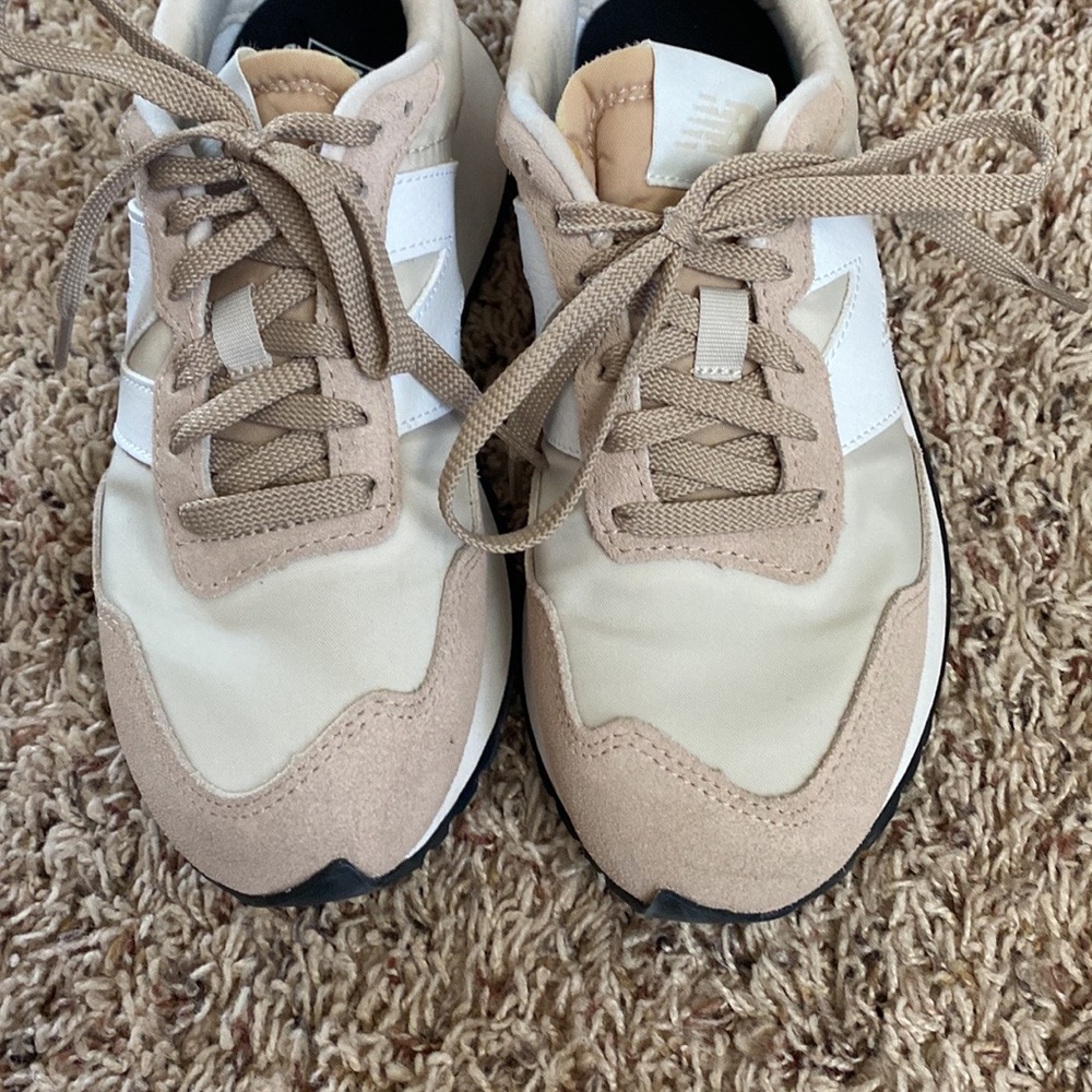 New Balance Retro 237